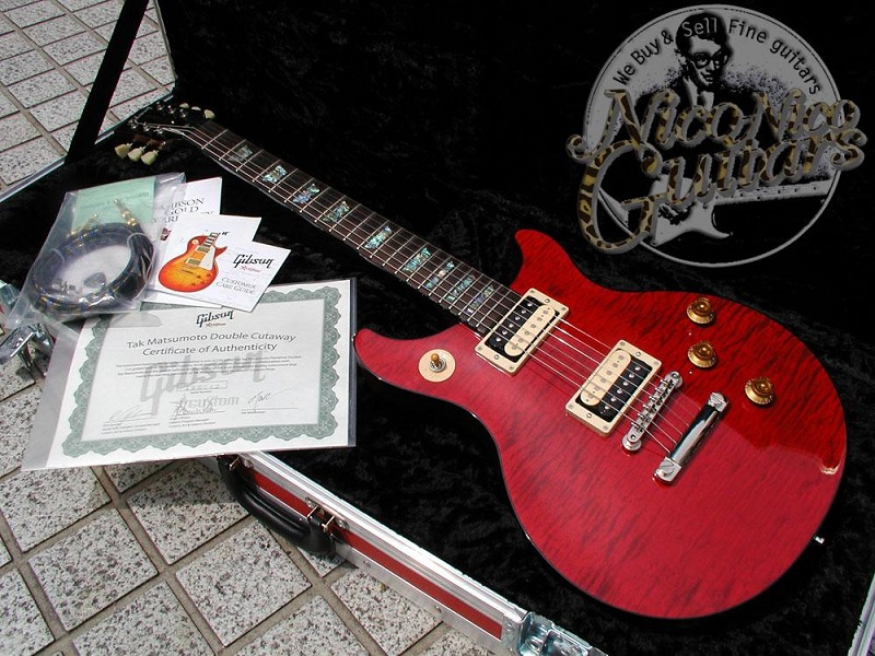 5. Gibson Custom Shop Tak Matsumoto Double Cutaway Flame Top.jpg