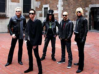 VelvetRevolver-320x240-11692.jpg