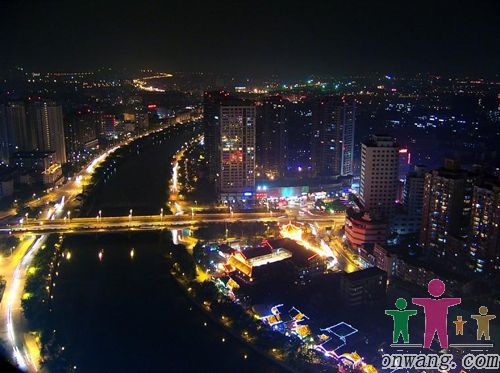 成都之夜2.jpg
