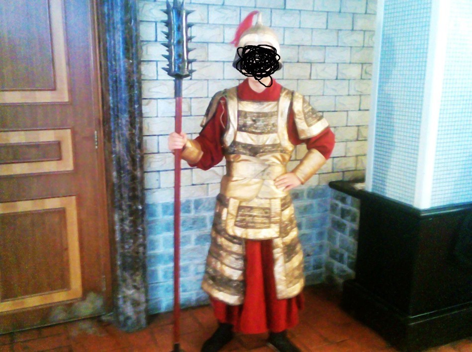武器是狼牙棒..真家伙.用它打人准出事.jpg