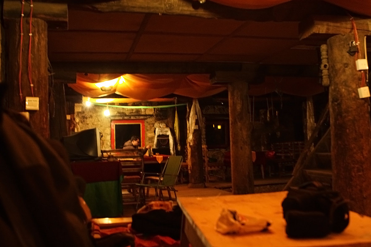 17-here-cafe.jpg
