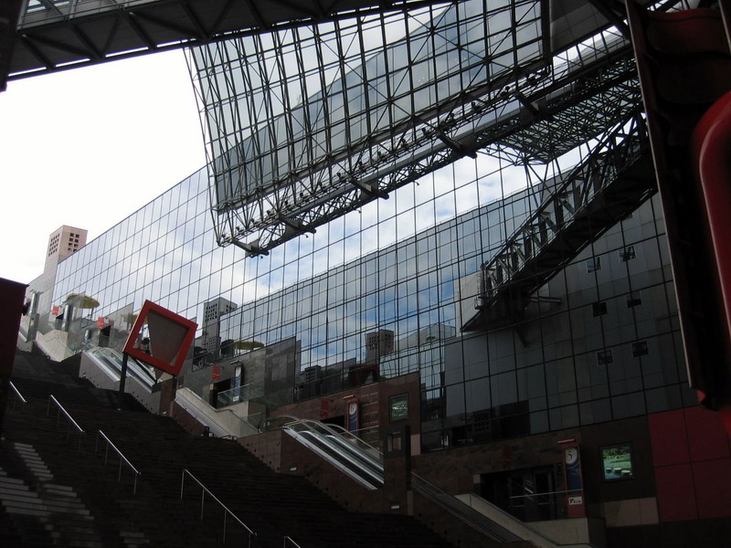 京都火车站06_缩小大小.jpg