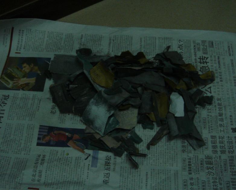 品丝打磨的砂纸.jpg