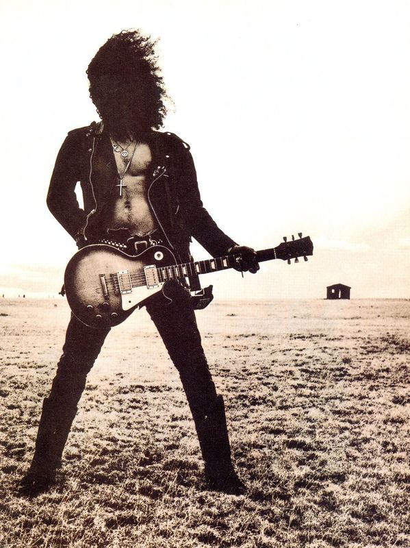 slash 394b044ce1f36edcd62afcb2.jpg