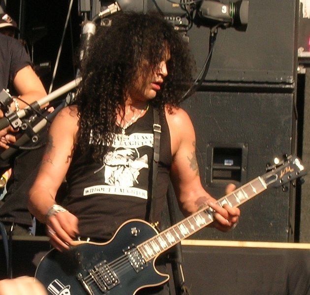 Slash (Guns 'N Roses, Velvet Revolver).jpg