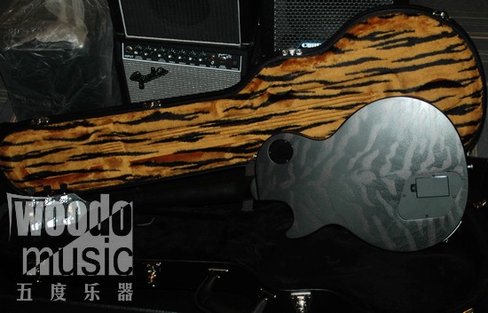 dusk tiger-8.jpg