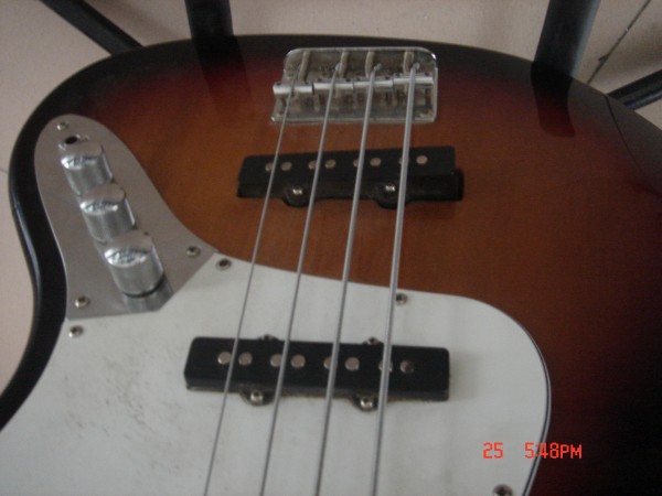 sq bass4~1.jpg