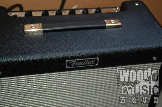 FENDER BLUES JR BLACK-2.jpg