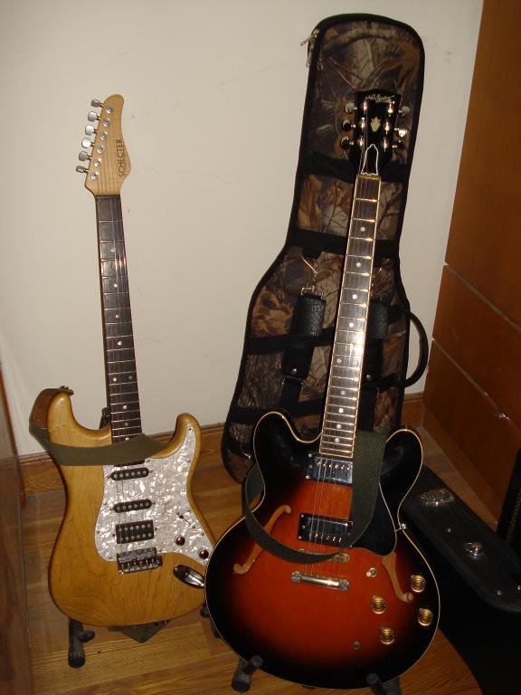 guitars.jpg