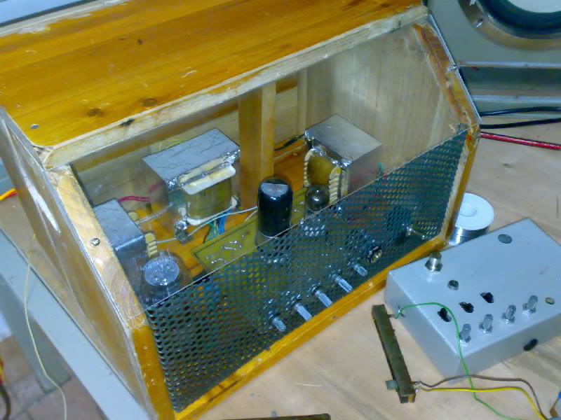 201004052220-001.jpg