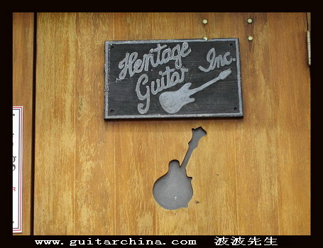 Heritage Guitars01.jpg