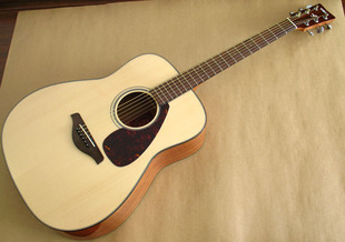 YAMAHA FG700S.jpg