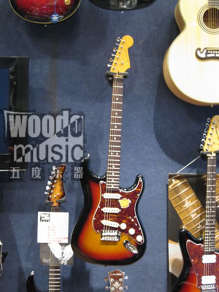 SQUIER Classic Vibe2 1.jpg