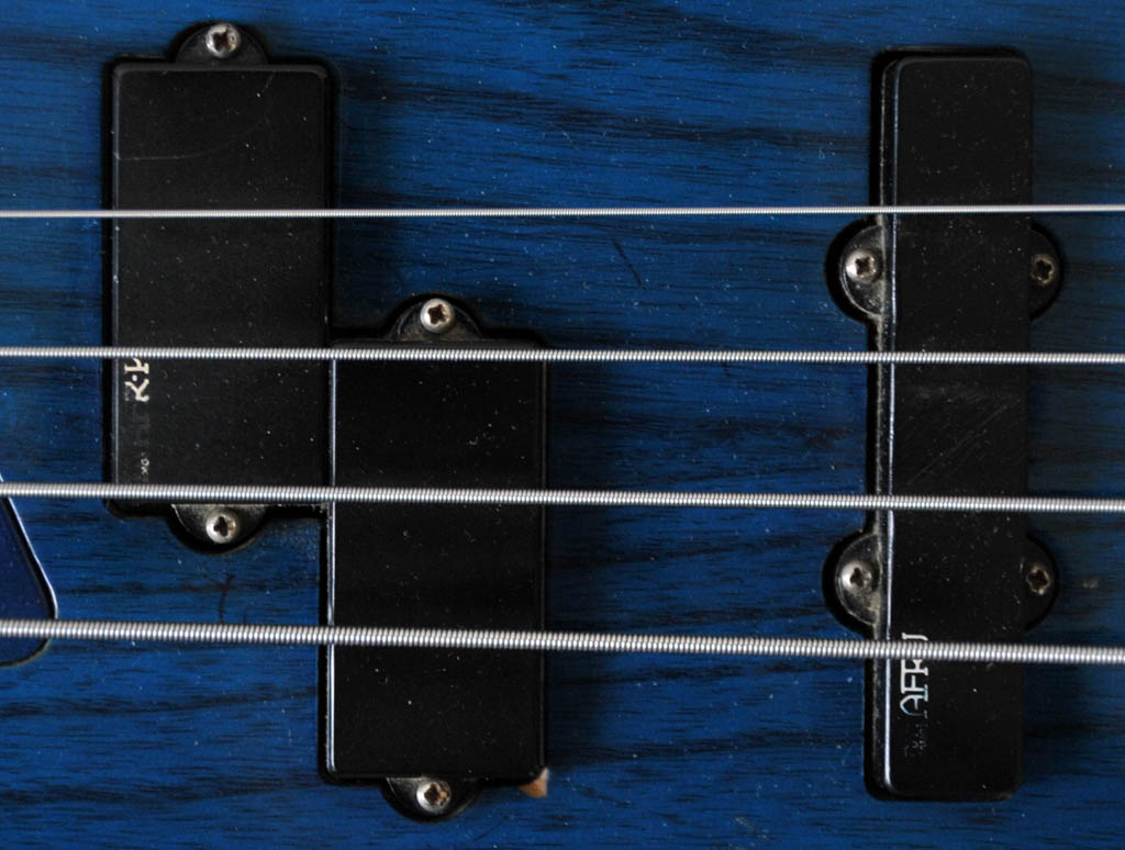 Ibanez sr800-03.jpg
