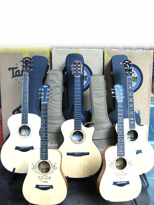 TAYLOR 合影 11.jpg