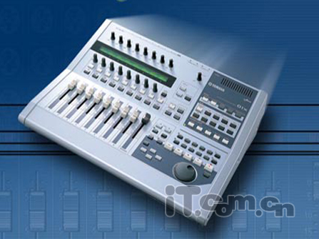 YAMAHA 01X.jpg