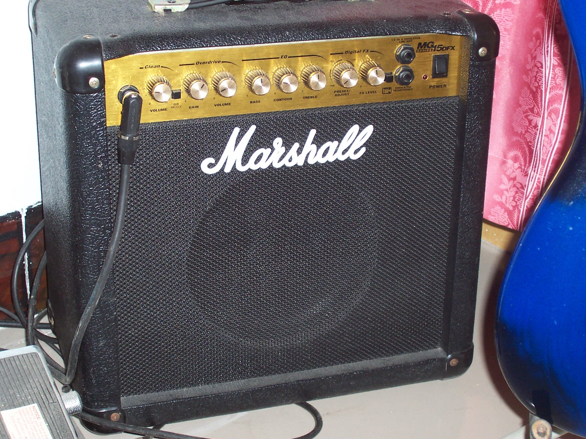 Marshall  mg15-dfx