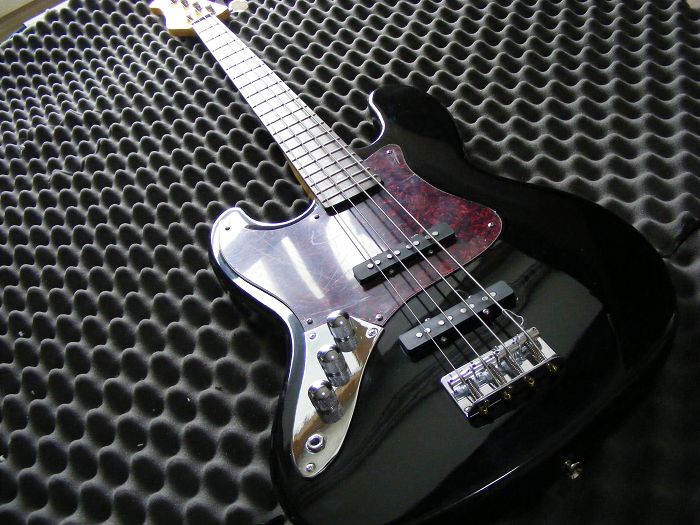 j8vits74.jpg