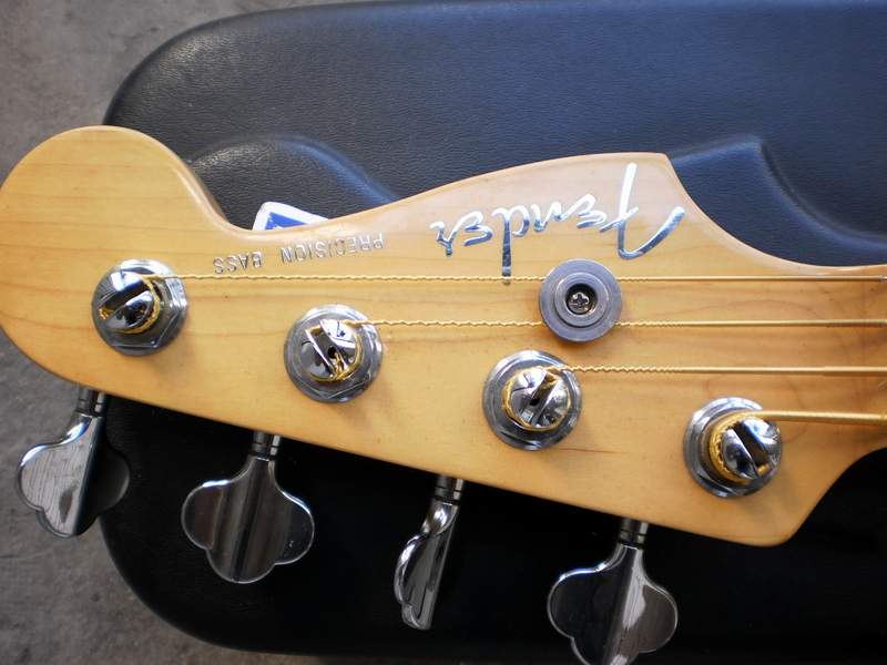 BASS14.JPG