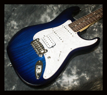 g&l-legacy-hb-blueburst-02-03.jpg