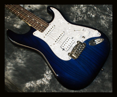g&l-legacy-hb-blueburst-02-11.jpg