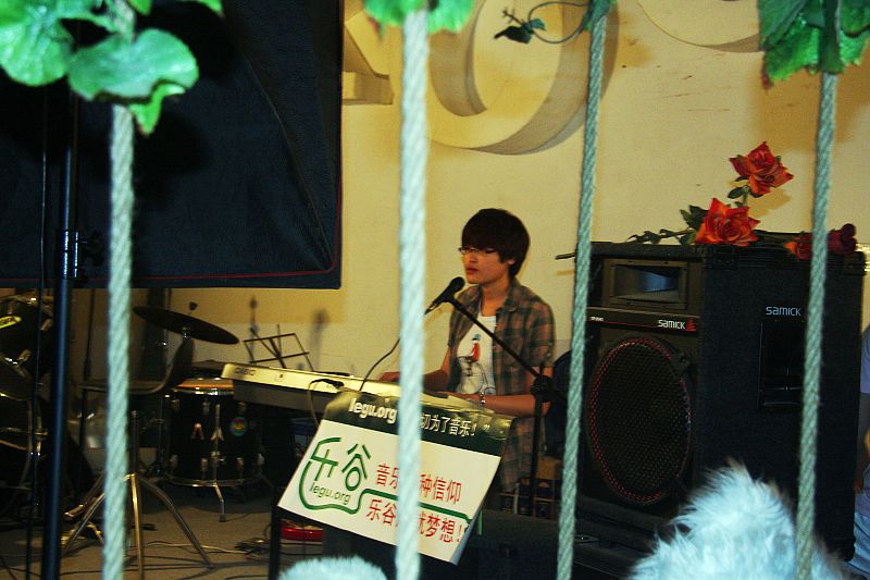IMG_1390s.jpg