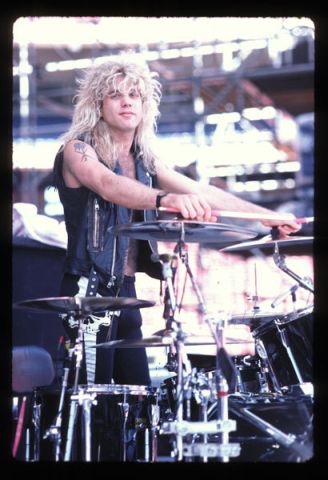 steven-adler-guns-ne28099-roses.jpg