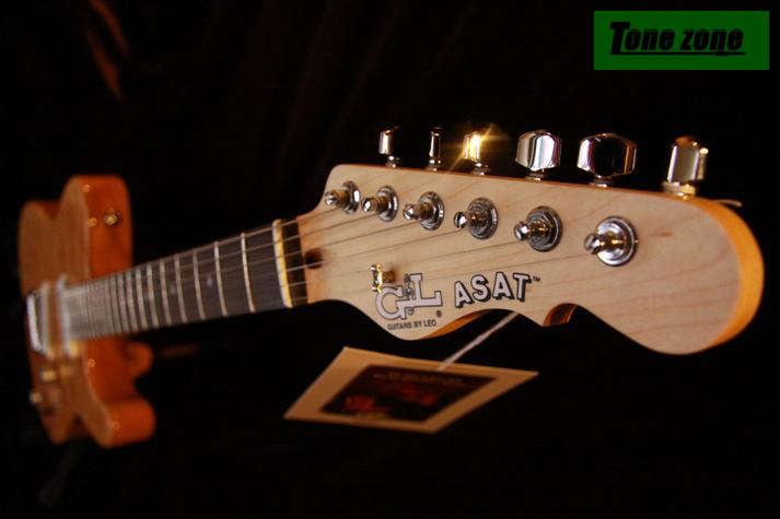 G&L ASAT Special Deluxe Natural Gloss 琴头.JPG