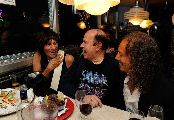 Jeff+Beck+Commemorates+Les+Paul+95th+Birthday+VrbI-xoknNul.jpg