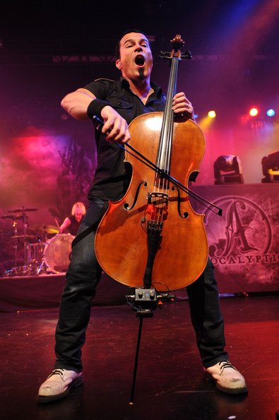 Apocalyptica+Dir+En+Grey+Concert+5RCWC3QafsLl.jpg