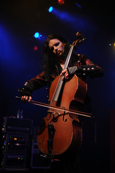 Apocalyptica+Dir+En+Grey+Concert+8ZPgRc8xn1al.jpg