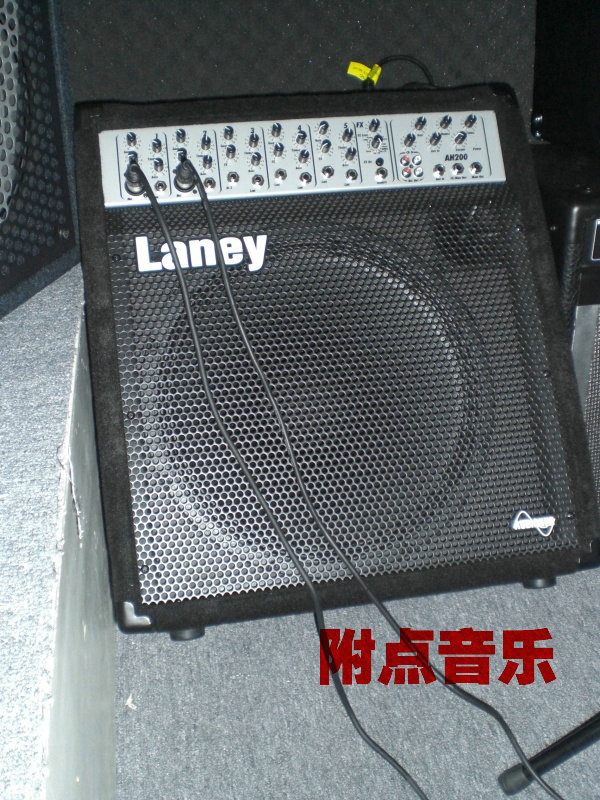 p_large_2kv5_03d9000637212d14.jpg