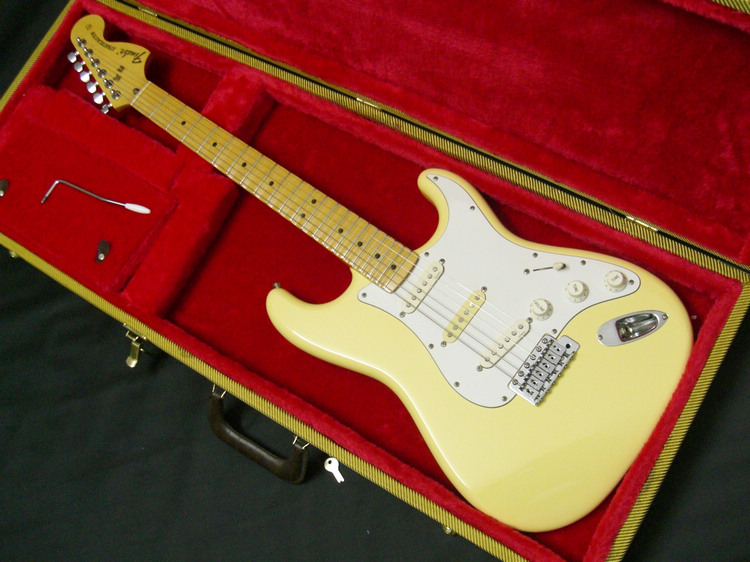 Fender MIJ  st72 yngwie.jpg