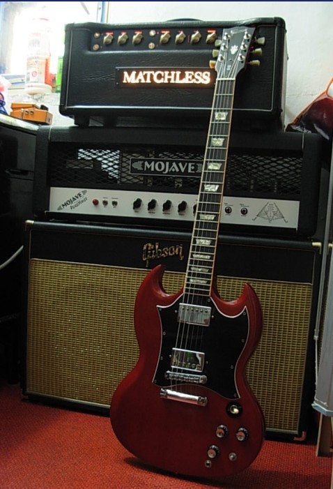 gibson sg.jpg