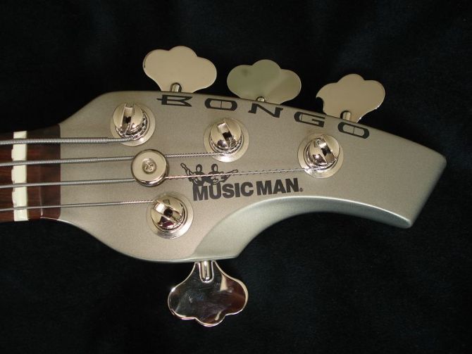 MUSIC MAN BONGO 4 HS PIEZO 11000元 包顺丰快递