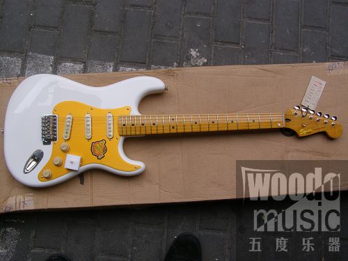 classic vibe 50's wh 1.JPG