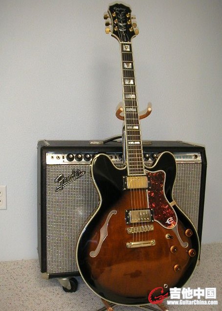 epiphone sheraton ii.jpg