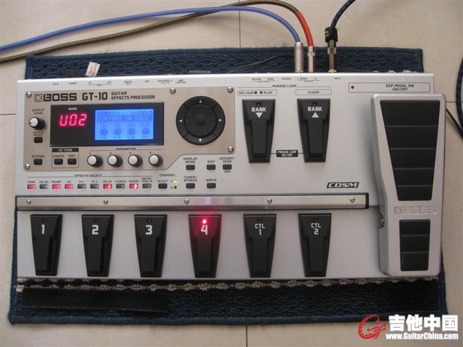 BOSS GT-10.jpg