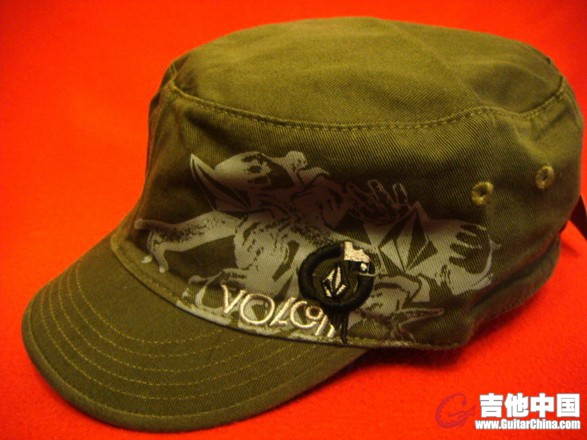 VOLCOM4-1.jpg