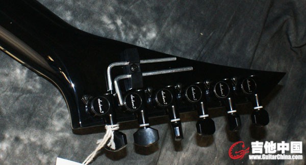 jackson-sl2h-black-02-09.jpg
