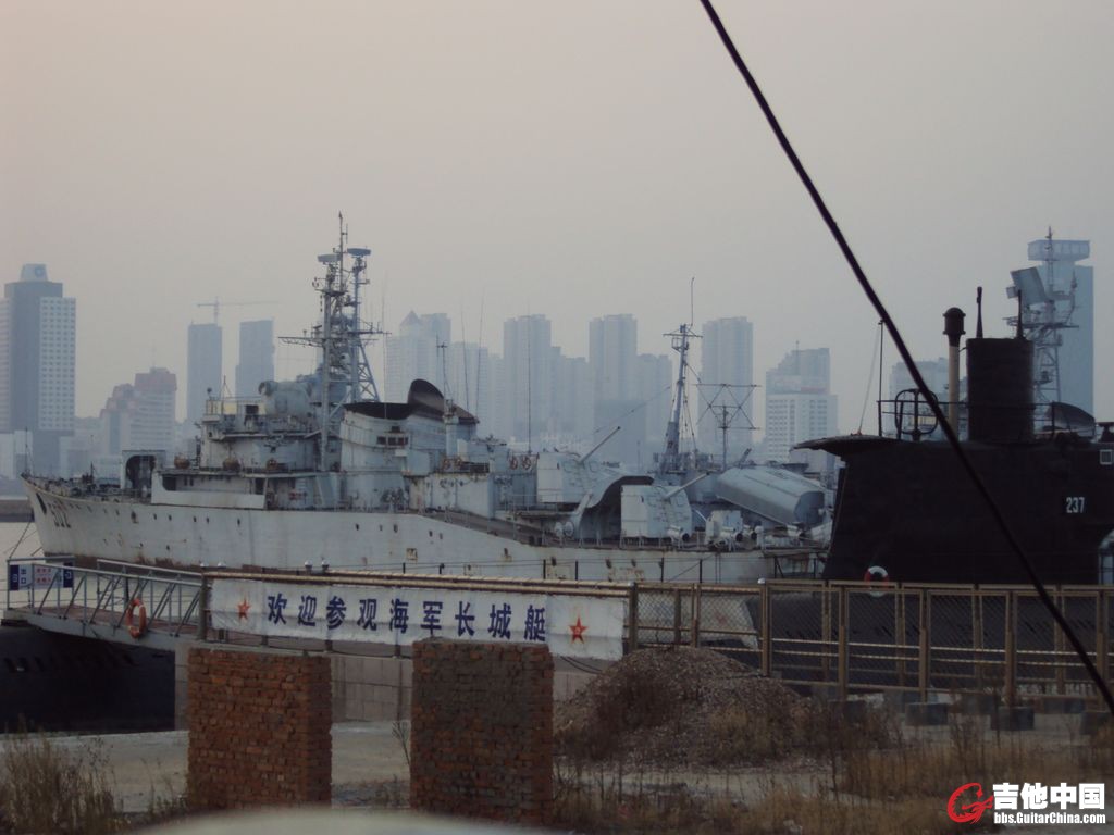 青岛海军博物馆，从外面拍的