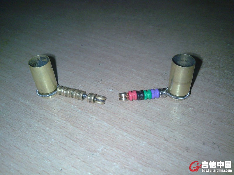 附送自己用琴弦和弹壳做的挂件