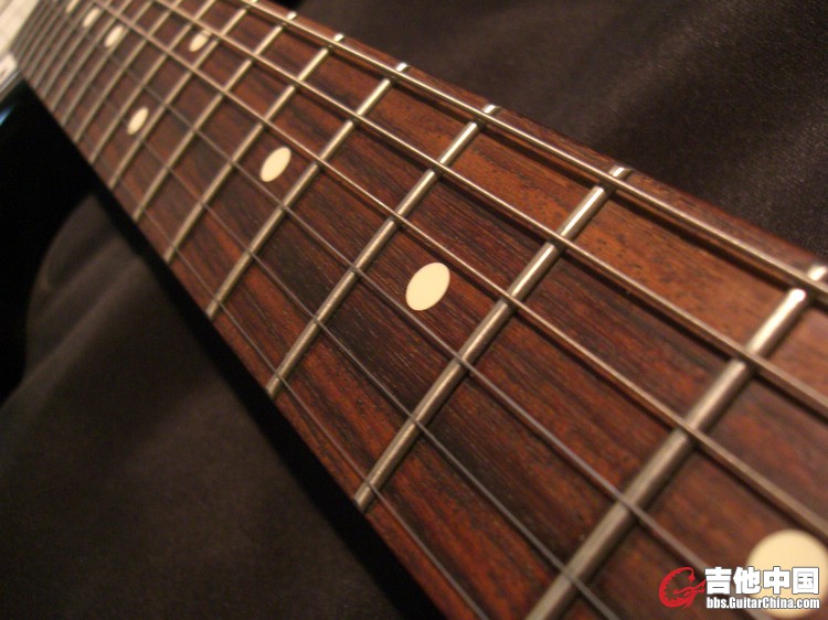 Fender USA  PLUS STRATO 010-7500 (8).jpg