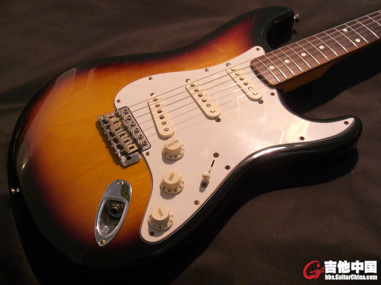 Fender USA vintage 62 strato (6).jpg