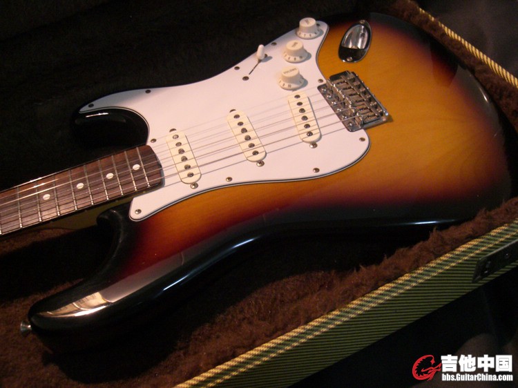 Fender USA vintage 62 strato (5).jpg