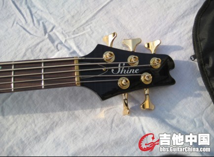 黄铜的琴枕  原配