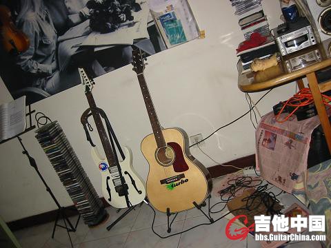 GUITAR 1.JPG