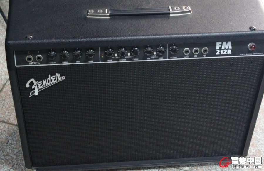 fender212.jpg
