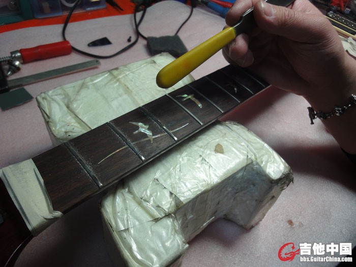 12.修复后的品丝顶部呈均匀的弧形