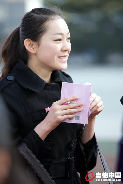 很端庄很秀气的女孩！.jpg